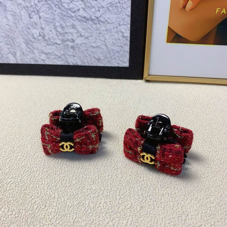 Chanel Hair Grab Clip   (3)